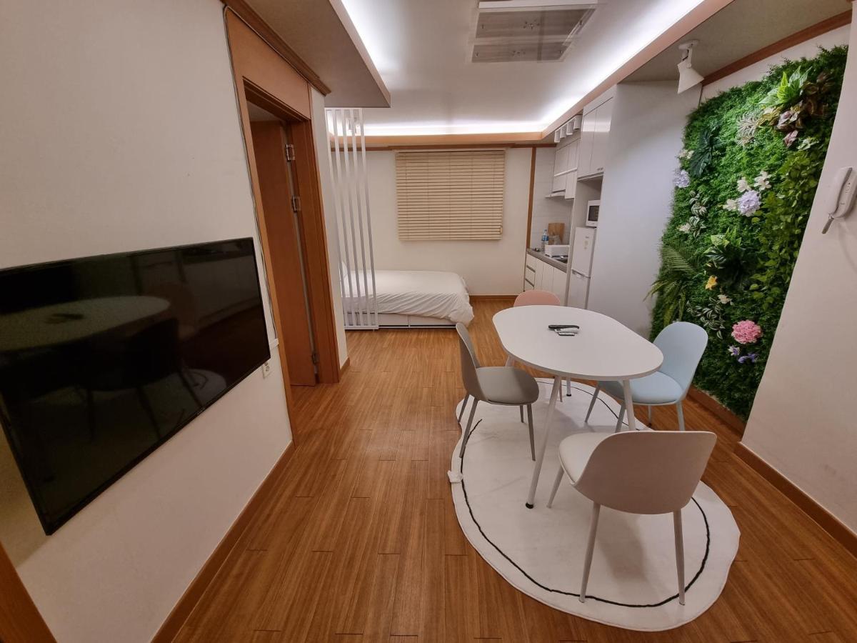Complace H Seoul Exterior foto